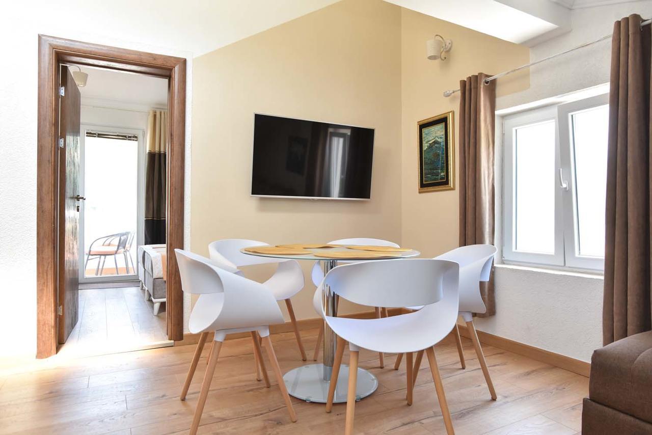 Jovovic Apartman