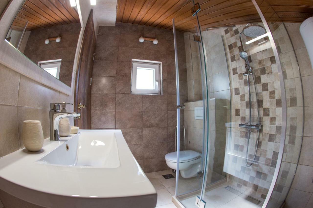 Jovovic Apartman *